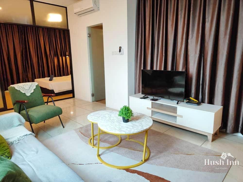 Hush Inn At Itcc Manhattan Suites 코타키나발루 외부 사진